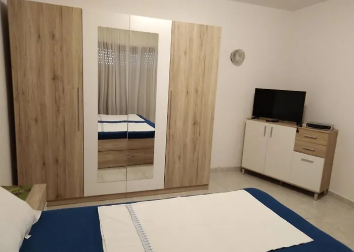Tomy Apartment